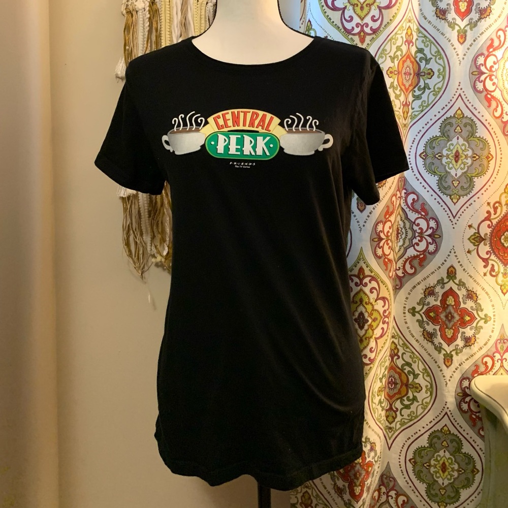 Donated Black tee Friend’s central perk sz LG EUC - Picture 1 of 5